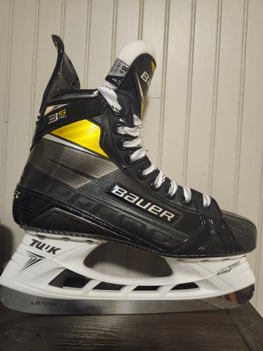 Bauer Supreme 3S Pro Hockey Skates 8.5 (New)