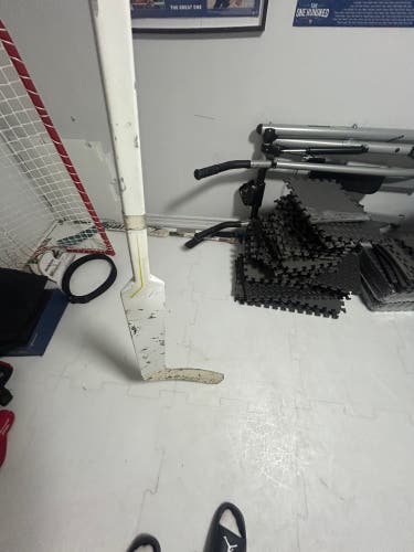 Intermediate Bauer Vapor 3X Regular Goalie Stick 23" Paddle (Used)