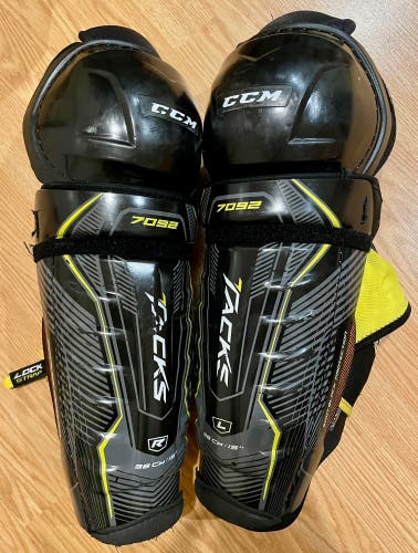 Senior CCM Tacks 7092 15" Shin Pads (Used)