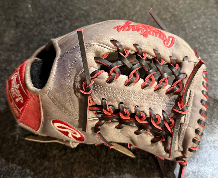 Rawlings Heart of the Hide RH Baseball Glove 11.5" (Used)
