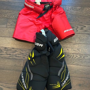 Men's Senior XL Bauer Supreme TotalOne Hockey Pants