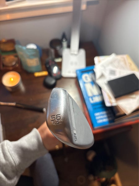Men's Titleist Vokey SM9 Right Handed Wedge 56 Degree (Used)