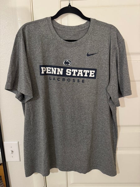 Gray Large Men's Nike Shirt (Used)