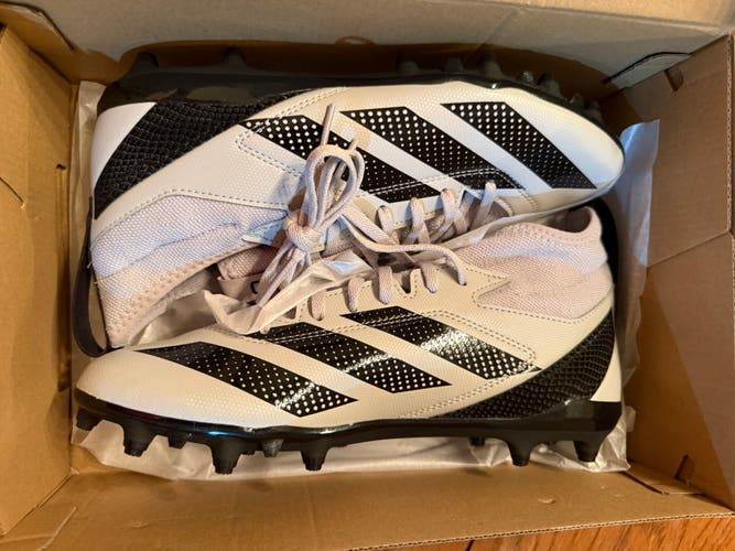 White Men's Size M 9.0 (W 10.0) Adult Adidas Molded Cleats Cleats (New)