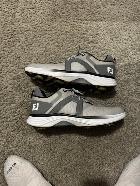 Men's Size M 12.0 (W 13.0) Footjoy Hyperflex Golf Shoes (Used)