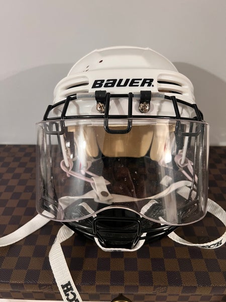 Medium Bauer HH4000 Helmet (New)