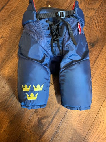 Men's Senior Medium CCM HP45 Hockey Pants Pro Stock (New) SIZE  M,L