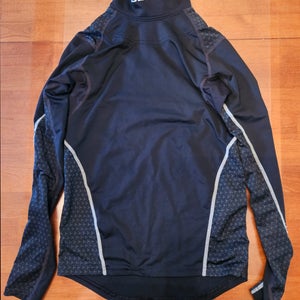 Youth XS Bauer neck guard shirt (built in, velcro)