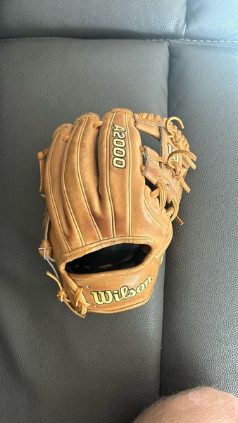 Wilson A2000 1786 11.5in Baseball Glove