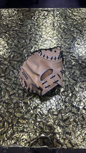 Wilson A2000 Catchers Mitt 33"(Tan leather, Black Lacing, White lining