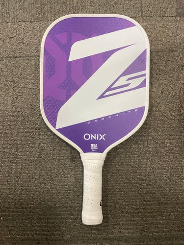 Used Onix GRAPHITE Z5 Pickleball Racquet Purple 11614-S000221997