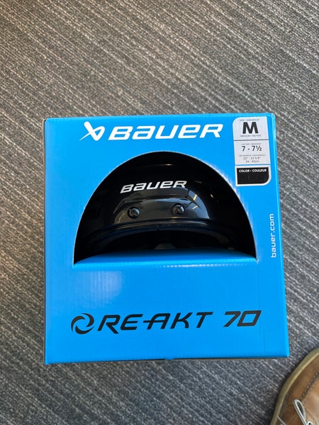 Medium Bauer Re-Akt 70 Helmet (New)