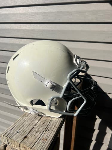 Medium Youth Xenith X2E+ Helmet (Used)