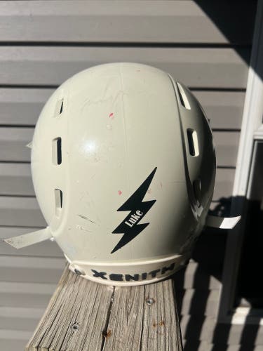 Medium Youth Xenith X2E+ Helmet (Used)