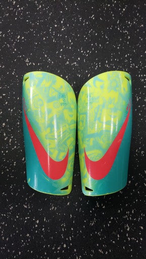 Used Nike Soccer Shin Guards Adult Yellow LG 11849-S000032021