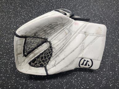 Used Warrior R\G4 BY SMITH Senior Goalie Catcher White 11849-S000032008