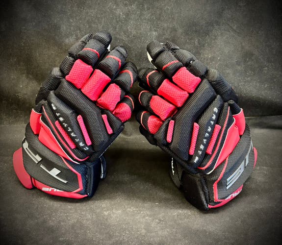 True Catalyst 9X Gloves 13" (Used)