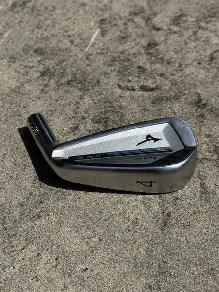 Mizuno JPX 921 Tour Right Handed 4 Iron Head (Used)