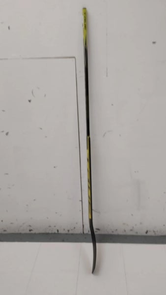 New Senior True Regular Catalyst 5x Goalie Stick 26" Paddle