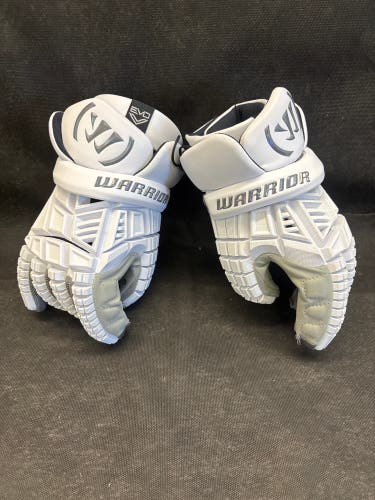 Warrior Evo Lacrosse Gloves medium (New)