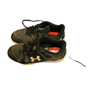 Used Under Armour 3025600-001 BB/SB Cleats Black Junior 05.5 11730-S000067328
