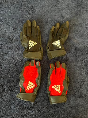 Pair of youth S Adidas Batting Gloves (Used)