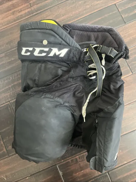Men's Senior Medium CCM Super Tacks AS1 Hockey Pants (Used) Great Protection