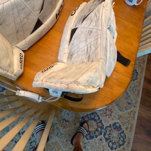 26" CCM Axis 2.5 Goalie Leg Pads (Used)