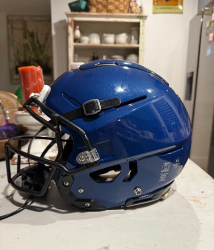 Extra Large Adult Schutt F7 Helmet (Used)