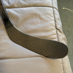 Senior Bauer Nexus E50 Pro Left Hand Hockey Stick P28 (New)