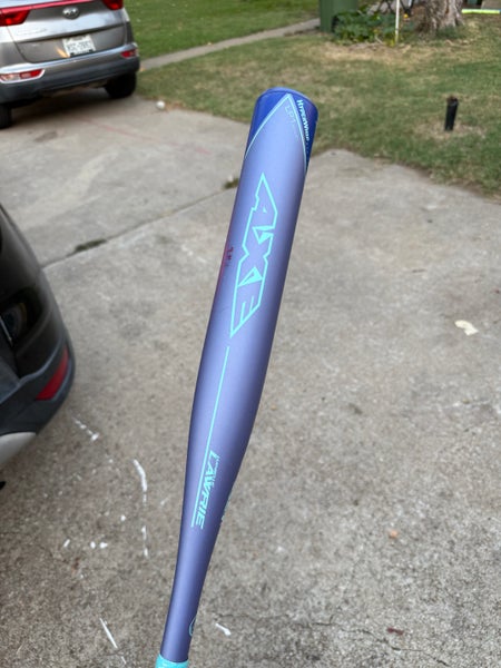 AXE Danielle Lawrie Alloy Bat (-12) 18 oz 30" (Used)