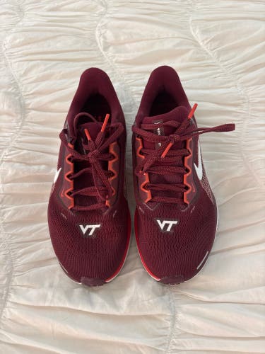 Women's Size M 4.5 (W 5.5) Adult Nike Shoes (Used)