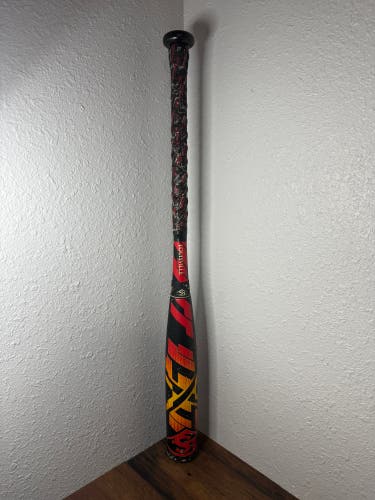 Louisville LXT 28/17 (-11) Fastpitch Softball Bat