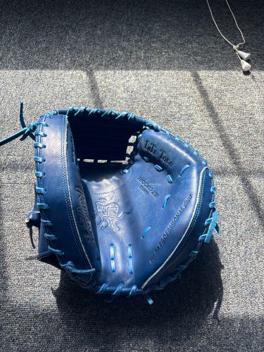 Rawlings Heart of the hide RH Catcher's Glove 33" (New)