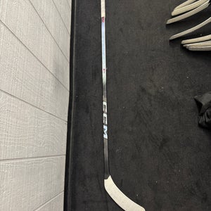 Intermediate CCM JetSpeed FT8 Pro Right Handed Hockey Stick 65 flex, P29+1/4 (Used)