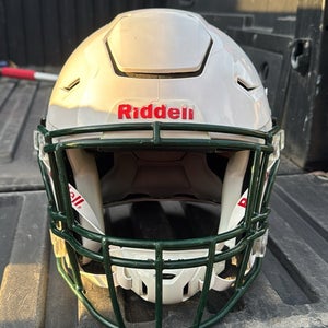 Large Youth Riddell SpeedFlex Helmet (Used)