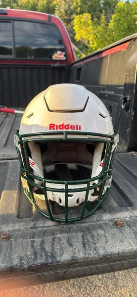 Large Youth Riddell SpeedFlex Helmet (Used)