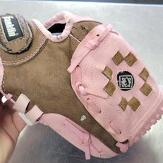 Used Franklin 10 BB/SB Glove RH Throw Pink 10" 11497-S000152327