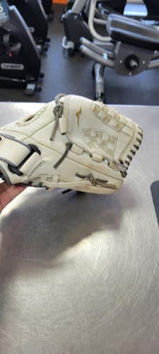 Used Mizuno MVP PRIME BB/SB Glove RH Throw White 12 1/2" 11497-S000152324