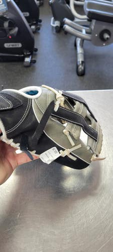 Used Easton GHOST BB/SB Glove RH Throw Grey 11" 11497-S000152325