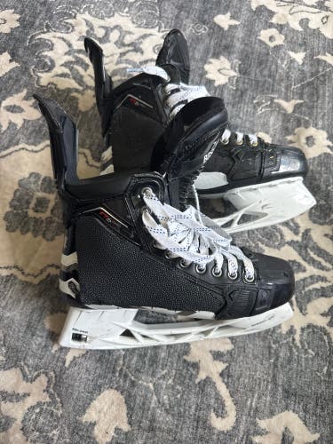 CCM JetSpeed FT6 Pro Hockey Skates Regular Width Pro Stock 7.5 (Used)