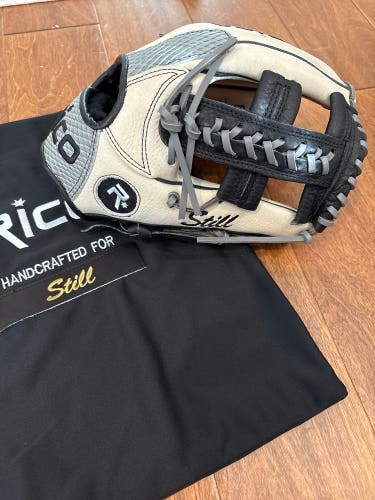 RH Infield Baseball Glove 12" (New)