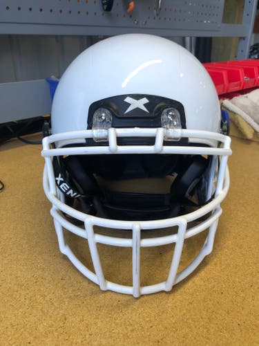 USED XENITH X2E+ ADULT FOOTBALL HELMET - LARGE - METALLIC WHITE