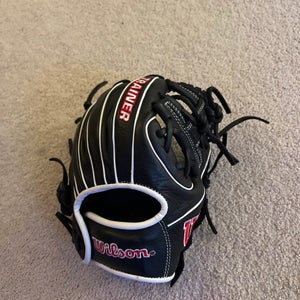 Wilson RH Infield Baseball Glove 10" (New)
