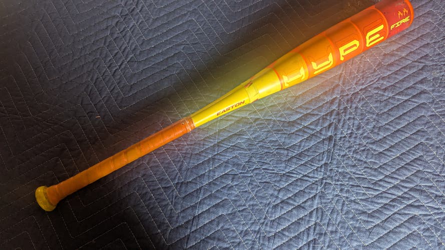 USA 2025 Easton Hype Fire Composite 28in 18oz (-10)