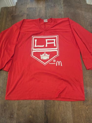 LA kings CCM practice/house league adult M Jersey (Used)