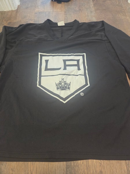 LA kings CCM practice/house league adult M Jersey (Used)