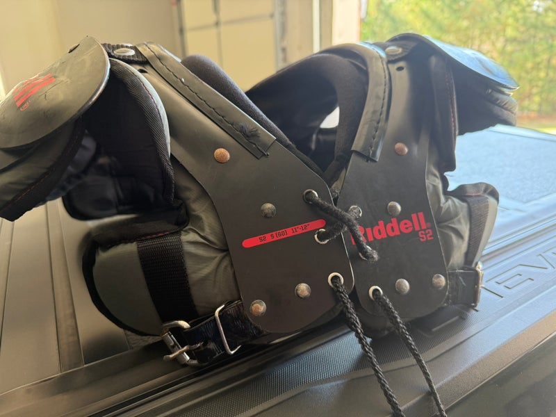 Riddell s2 shoulder pads