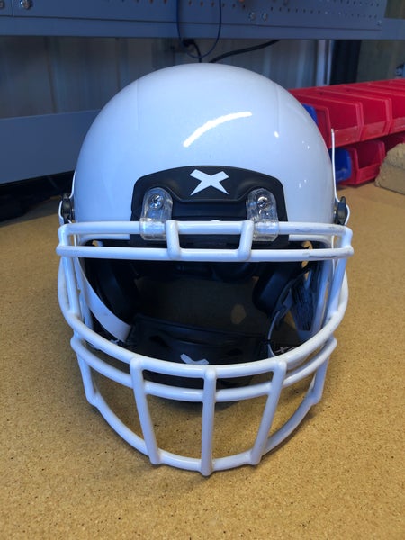 USED XENITH X2E+ ADULT FOOTBALL HELMET - LARGE - METALLIC WHITE