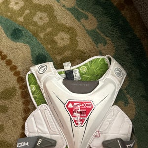 Medium Adult Maverik Shoulder Pads (New)